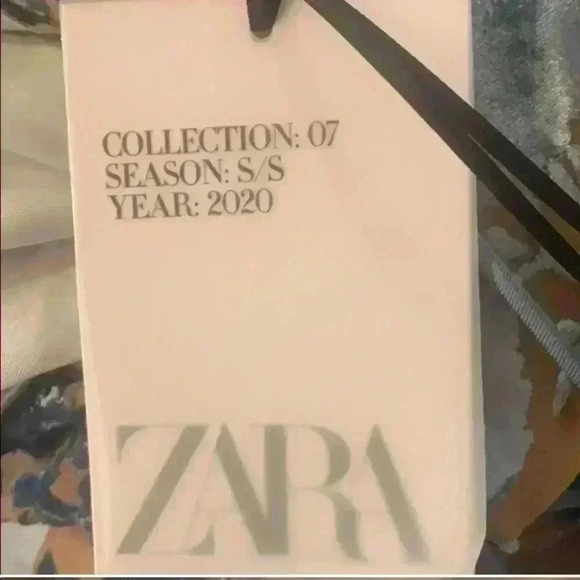 ✨SALE✨Zara Limited Edition Velvet Dress Size M - Picture 9 of 15